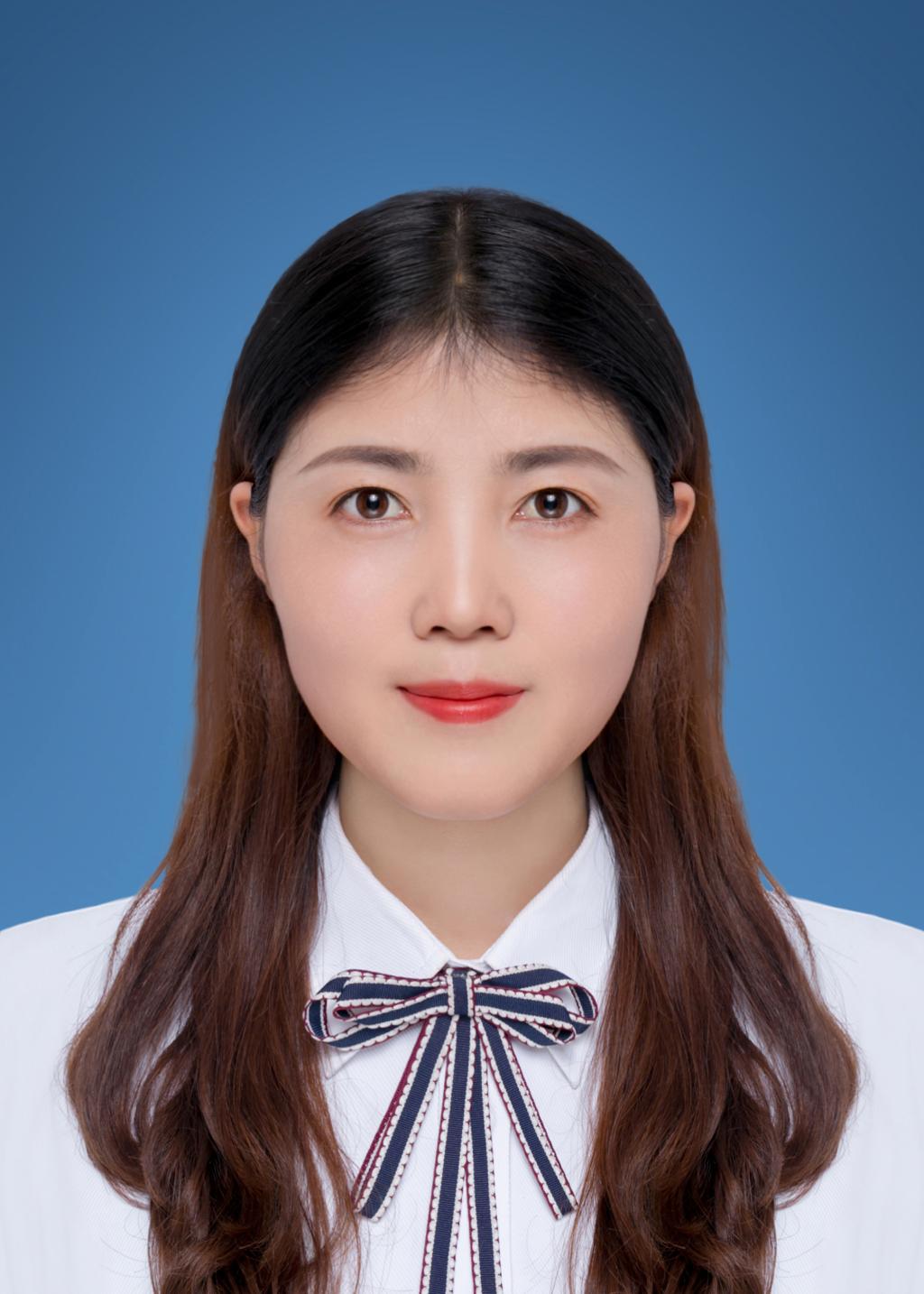 辅导员吴晶
