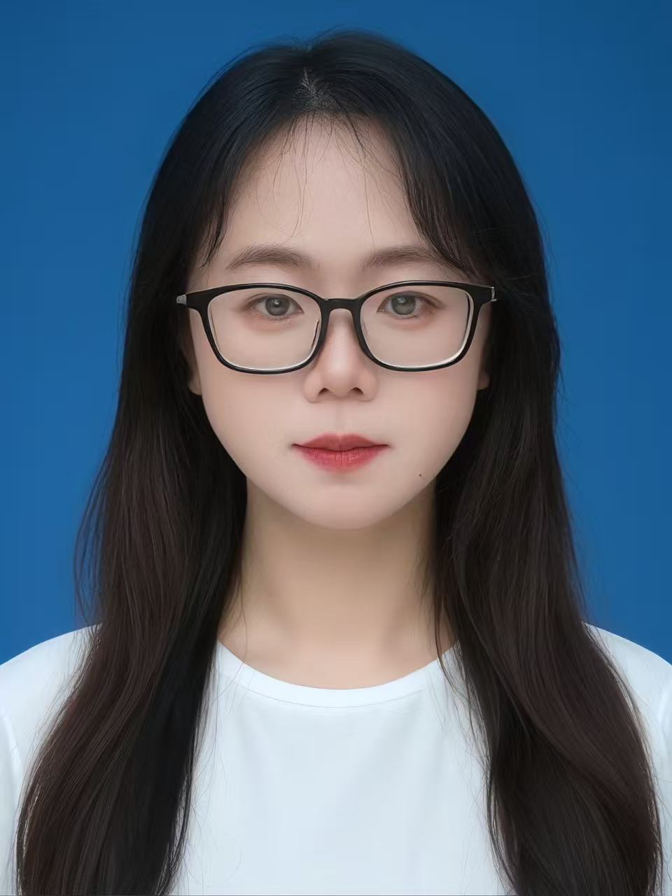 周颖