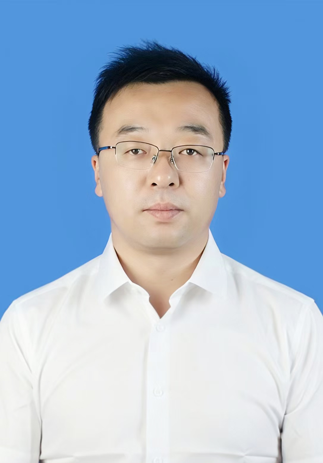 实验管理员郑建忠